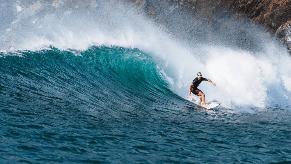 Surfing Paradise: Catch the Waves in Jacó, Costa Rica