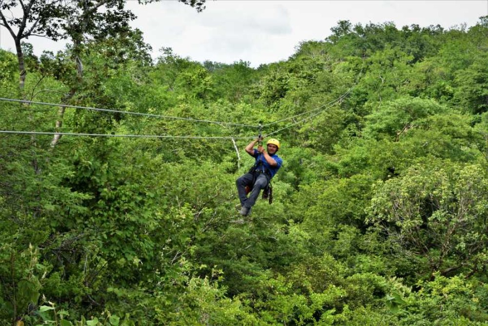 La Selvita: Unleash Your Adventure Spirit in the Rainforest Canopy