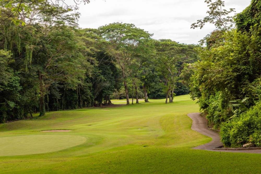Unparalleled Golfing Amidst Nature: Los Sueños Eco-Golf Course